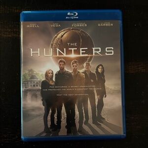 The Hunters Blu-ray Disc